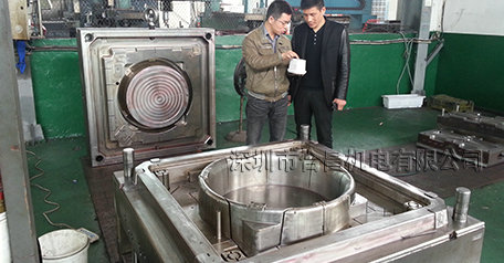 润东方环保空调底盆模具